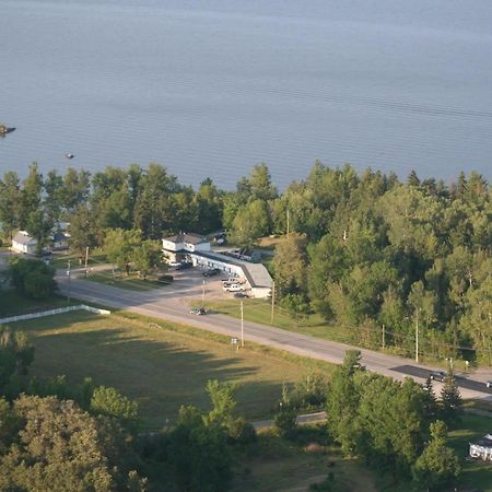 Edgewater Motel&Campground Temiskaming Shores Exterior foto